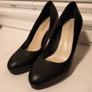 Le Chateau Patent Almond Toe Platform Pump